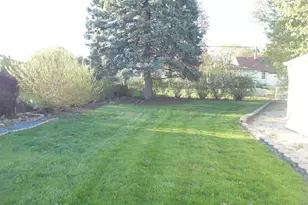 176 W Armour Ave, Milwaukee, WI 53207 - Photo 4