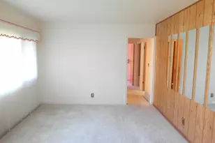 176 W Armour Ave, Milwaukee, WI 53207 - Photo 8