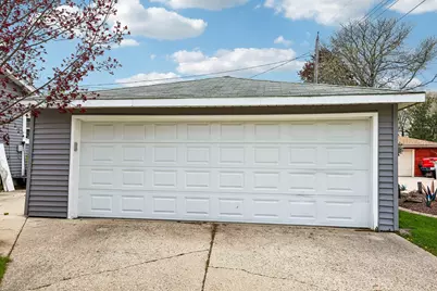 9600 W Morgan Ave, Milwaukee, WI 53228 - Photo 20
