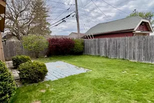 2610 Lasalle St, Racine, WI 53402 - Photo 4