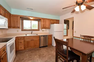 5521 Cambridge Ln, Racine, WI 53406 - Photo 14