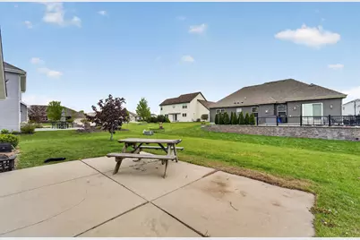 3929  Scenic Way, Racine, WI 53126 - Photo 18