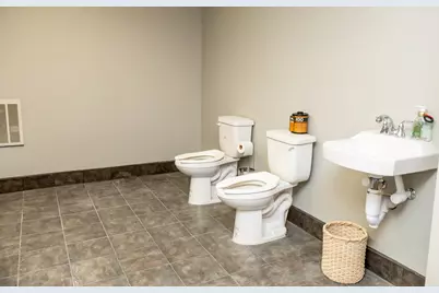 N168W20788  Main St, Jackson, WI 53037 - Photo 6