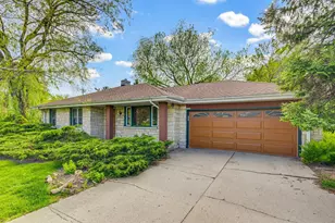 1005 Harvey Ave, Brookfield, WI 53005 - Photo 2