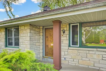 1005  Harvey Ave, Brookfield, WI 53005 - Photo 4