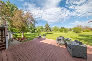 W356N5886 Meadow Ct, Oconomowoc, WI 53066 - Photo 14