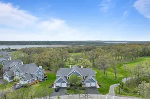 935 Scotland Dr, Geneva, WI 53147 - Photo 4