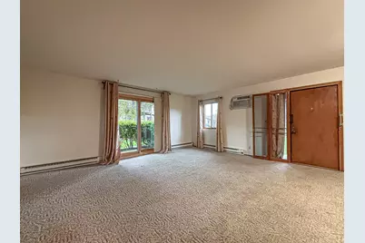 306  Sheffield Rd #5, Waukesha, WI 53186 - Photo 6