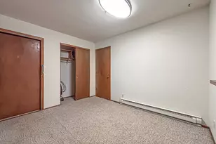 306 Sheffield Rd, Waukesha, WI 53186 - Photo 8