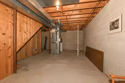 N27W26410  Christian Ct #1, Pewaukee, WI 53072 - Photo 28