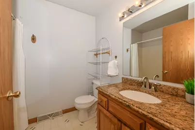 N27W26410  Christian Ct #1, Pewaukee, WI 53072 - Photo 22