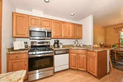 N27W26410  Christian Ct #1, Pewaukee, WI 53072 - Photo 12