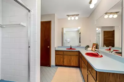 18120  Le Chateau Dr, Brookfield, WI 53045 - Photo 24