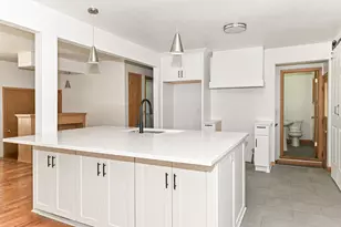 N79W15709 Charles Ct, Menomonee Falls, WI 53051 - Photo 16
