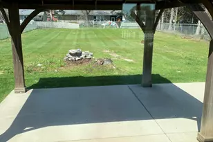 2318 39th St, Two Rivers, WI 54241 - Photo 26