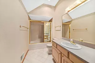 W131N7931 Country Club Ct, Menomonee Falls, WI 53051 - Photo 42