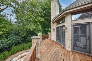 W131N7931 Country Club Ct, Menomonee Falls, WI 53051 - Photo 14