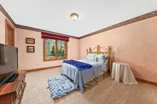 W131N7931 Country Club Ct, Menomonee Falls, WI 53051 - Photo 50
