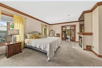 W131N7931  Country Club Ct, Menomonee Falls, WI 53051 - Photo 34