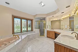 W131N7931 Country Club Ct, Menomonee Falls, WI 53051 - Photo 36