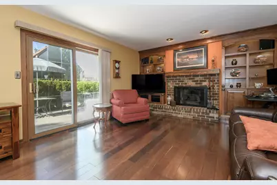 2204  Hunting Ridge Rd, Waukesha, WI 53188 - Photo 18