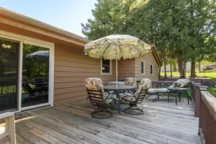 2204 Hunting Ridge Rd, Waukesha, WI 53188 - Photo 32