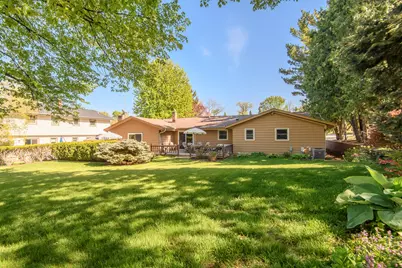 2204  Hunting Ridge Rd, Waukesha, WI 53188 - Photo 34
