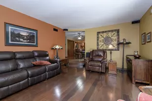 2204 Hunting Ridge Rd, Waukesha, WI 53188 - Photo 20