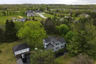 W303S1752 Brandybrook Rd, Genesee, WI 53188 - Photo 8