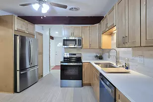 18400 Beverly Hills Dr, Brookfield, WI 53045 - Photo 6