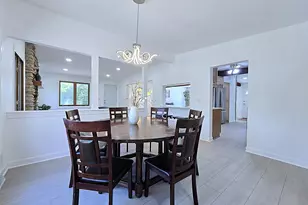 18400 Beverly Hills Dr, Brookfield, WI 53045 - Photo 8