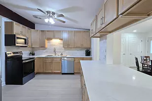 18400 Beverly Hills Dr, Brookfield, WI 53045 - Photo 4