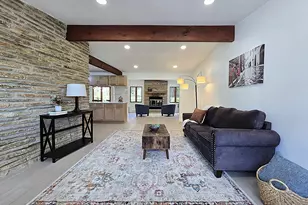 18400 Beverly Hills Dr, Brookfield, WI 53045 - Photo 12