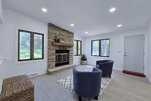 18400 Beverly Hills Dr, Brookfield, WI 53045 - Photo 18