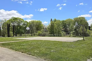 18400 Beverly Hills Dr, Brookfield, WI 53045 - Photo 54