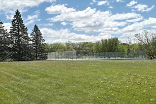 18400 Beverly Hills Dr, Brookfield, WI 53045 - Photo 60