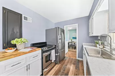 222 N 90th St, Milwaukee, WI 53226 - Photo 10