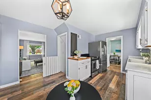 222 N 90th St, Milwaukee, WI 53226 - Photo 8