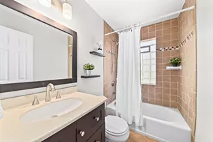 222 N 90th St, Milwaukee, WI 53226 - Photo 16