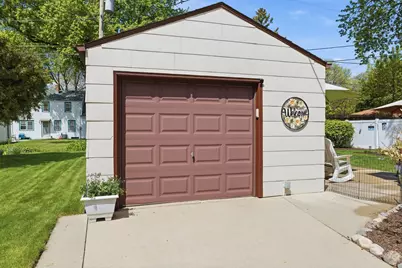 3929 S 56th St, Milwaukee, WI 53220 - Photo 30
