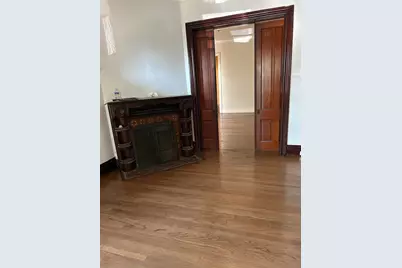 1040  College Ave, Racine, WI 53403 - Photo 8