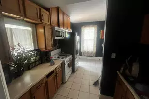 1040 College Ave, Racine, WI 53403 - Photo 10