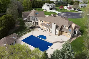1000 Apache Ct, Fort Atkinson, WI 53538 - Photo 4