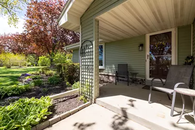 W248N9575  Norwauk Ct, Lisbon, WI 53017 - Photo 2
