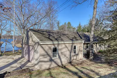 3513  Ridge Dr, Delafield, WI 53029 - Photo 6