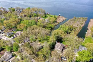 3513 Ridge Dr, Delafield, WI 53029 - Photo 8