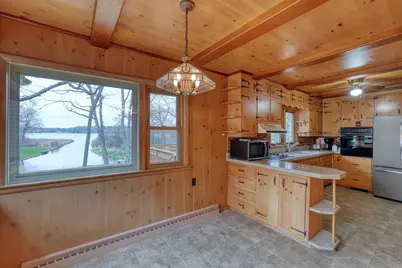 3513  Ridge Dr, Delafield, WI 53029 - Photo 16