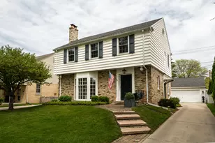 6014 N Kent Ave, Whitefish Bay, WI 53217 - Photo 2