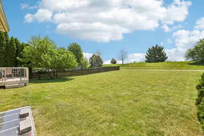 3289  Pleasant St, Sun Prairie, WI 53590 - Photo 30