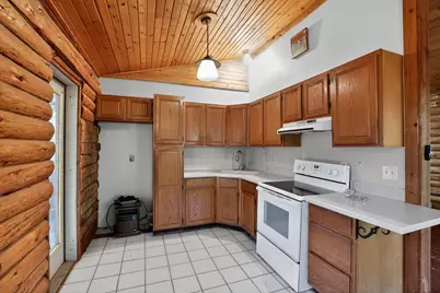 W5946  Woodland Trl, Germantown, WI 53950 - Photo 6
